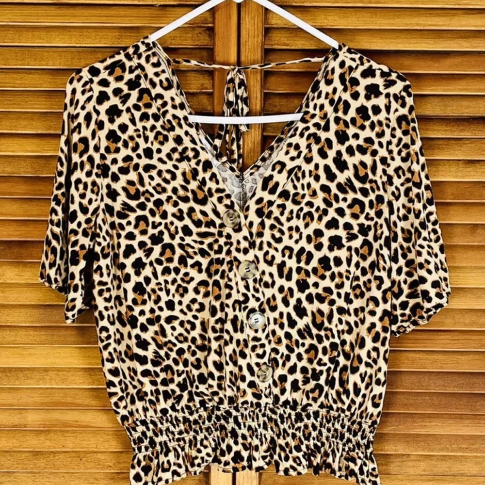 Maurices Medium Leopard Print Top with Short Sleeve and Faux Buttons